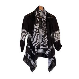 Black & White Shell/Shrug